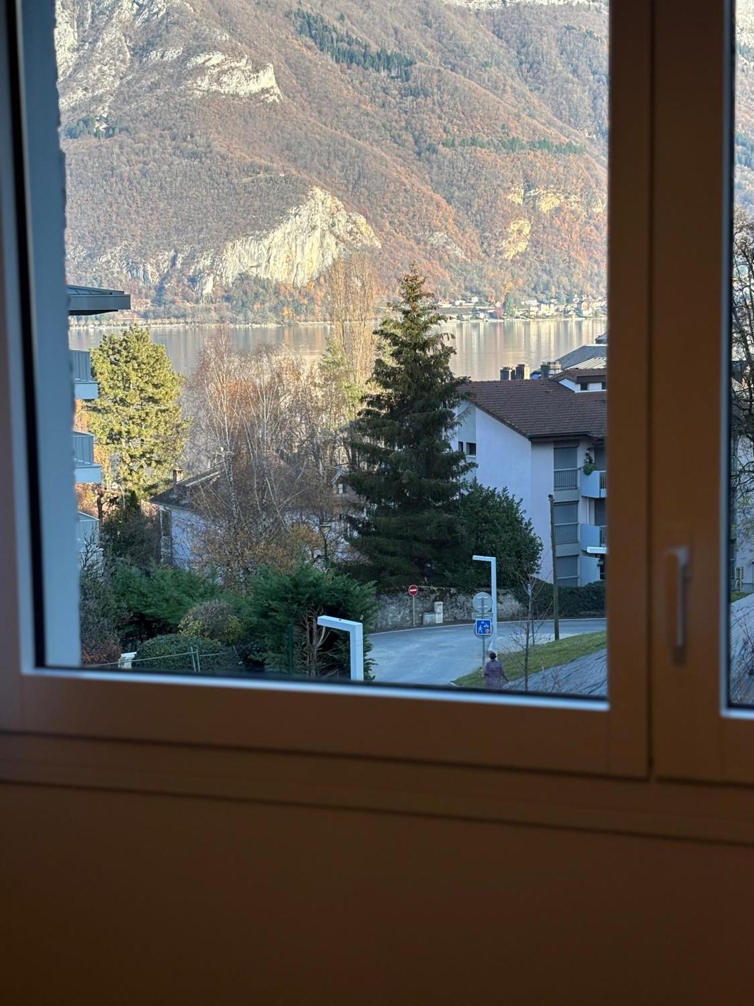 Lac Arte Postale Annecy Eksteriør bilde